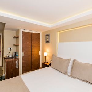 Economy Kamer met een King Size Bed